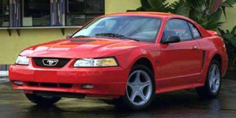 used 2000 Ford Mustang car