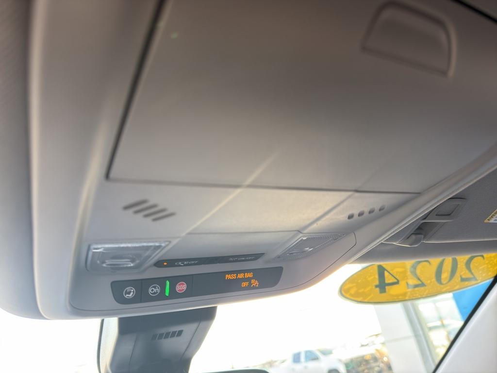 used 2024 Chevrolet Equinox car, priced at $28,988