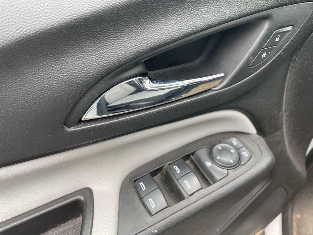 used 2021 Chevrolet Equinox car, priced at $14,309