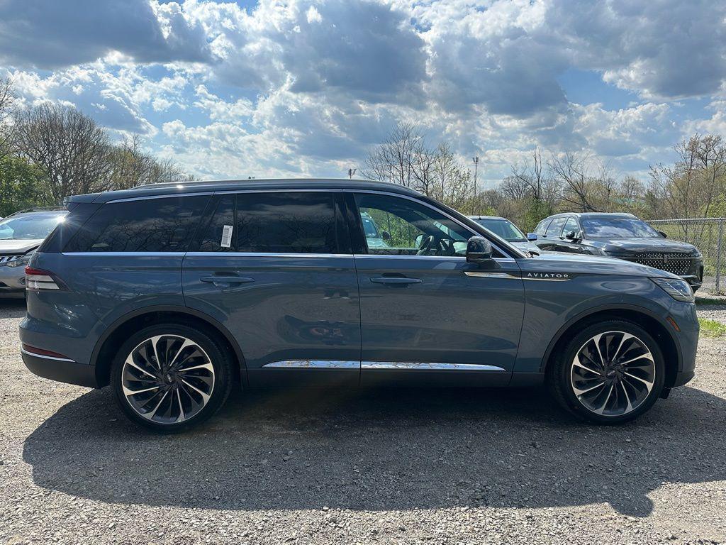 new 2026 Lincoln Aviator car, priced at $73,994