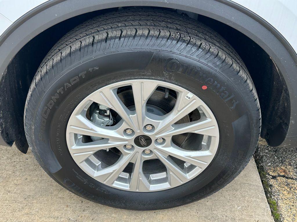 new 2026 Ford Escape car, priced at $29,483