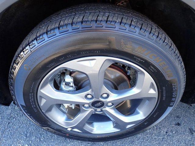 used 2025 Ford Escape car, priced at $25,563