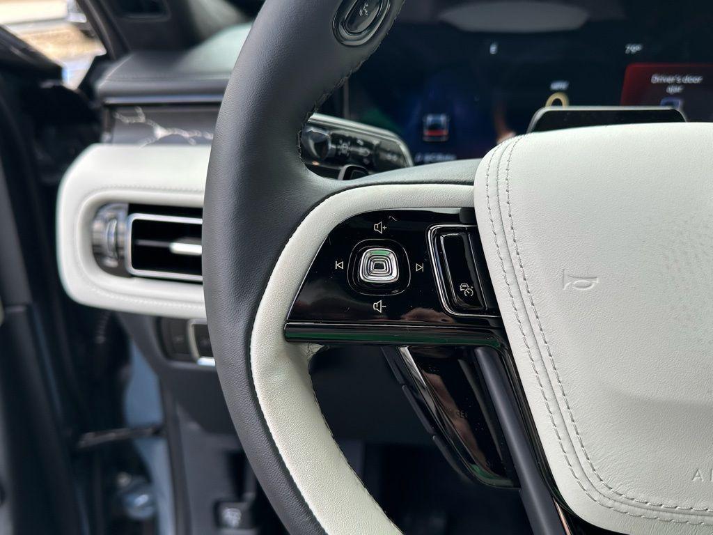 new 2026 Lincoln Aviator car, priced at $84,985