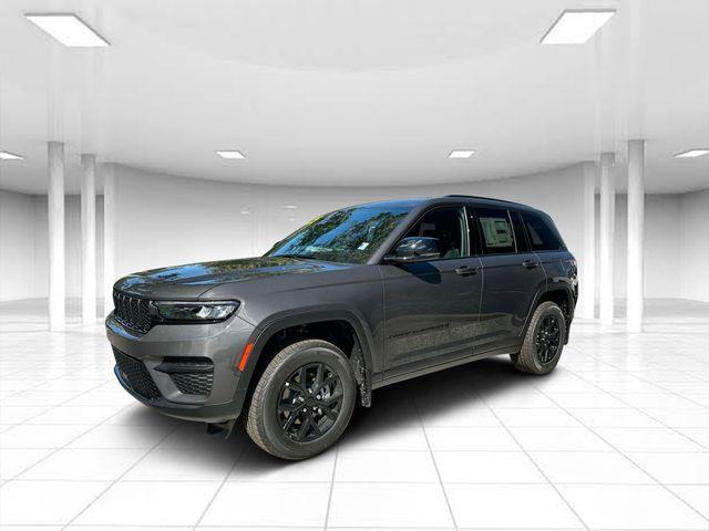 new 2025 Jeep Grand Cherokee car, priced at $41,003