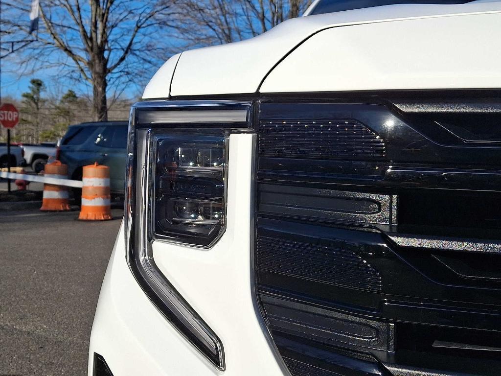 used 2025 GMC Sierra 1500 car, priced at $47,995
