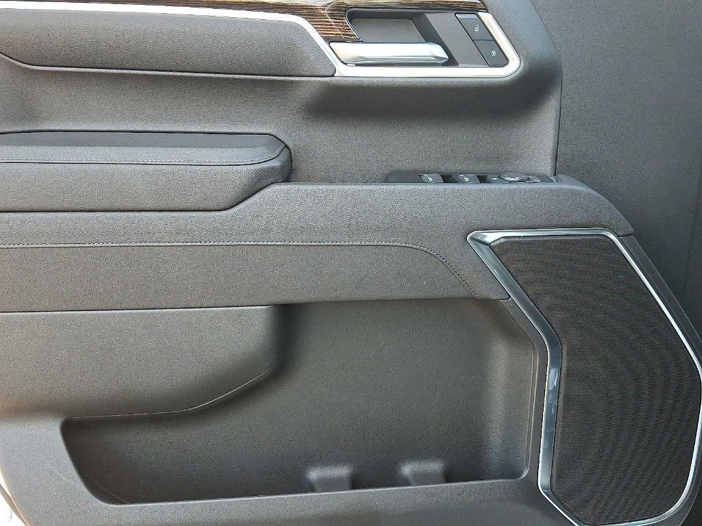 used 2025 GMC Sierra 1500 car, priced at $47,995