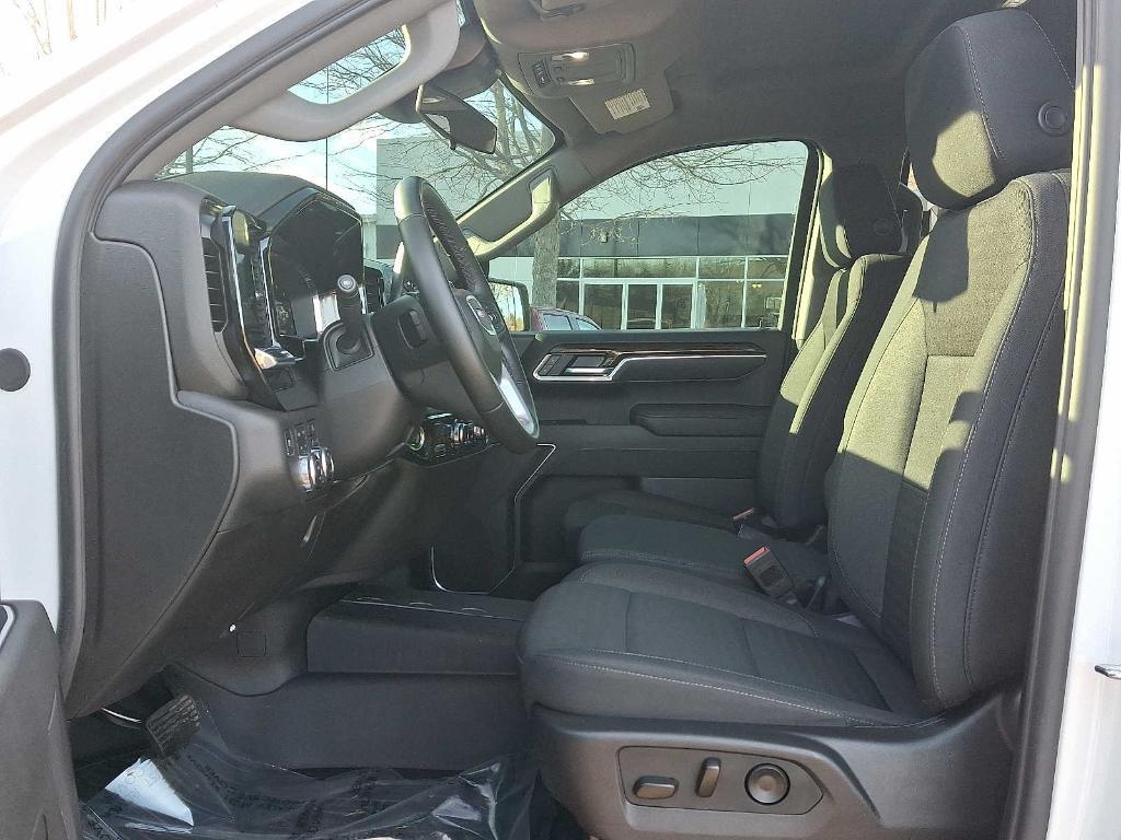 used 2025 GMC Sierra 1500 car, priced at $47,995