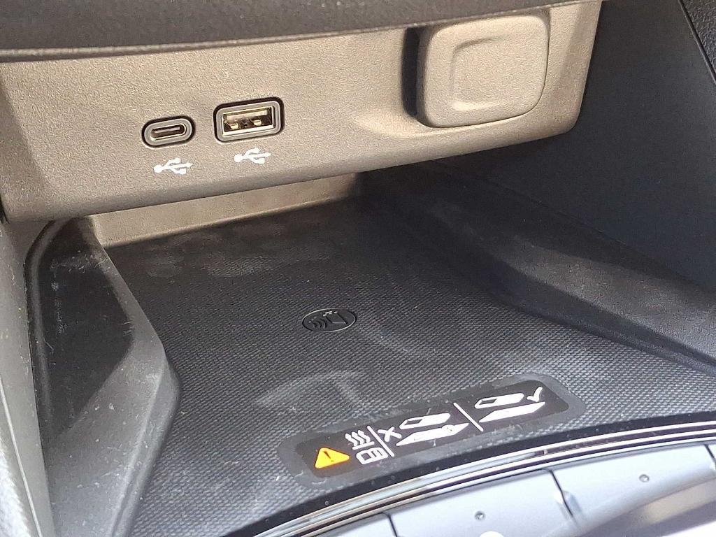 new 2026 Buick Envista car, priced at $33,045