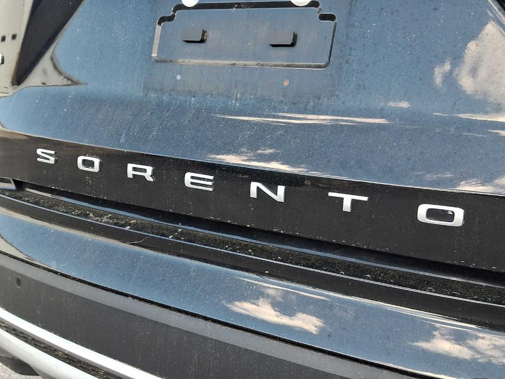 used 2022 Kia Sorento Hybrid car, priced at $24,995