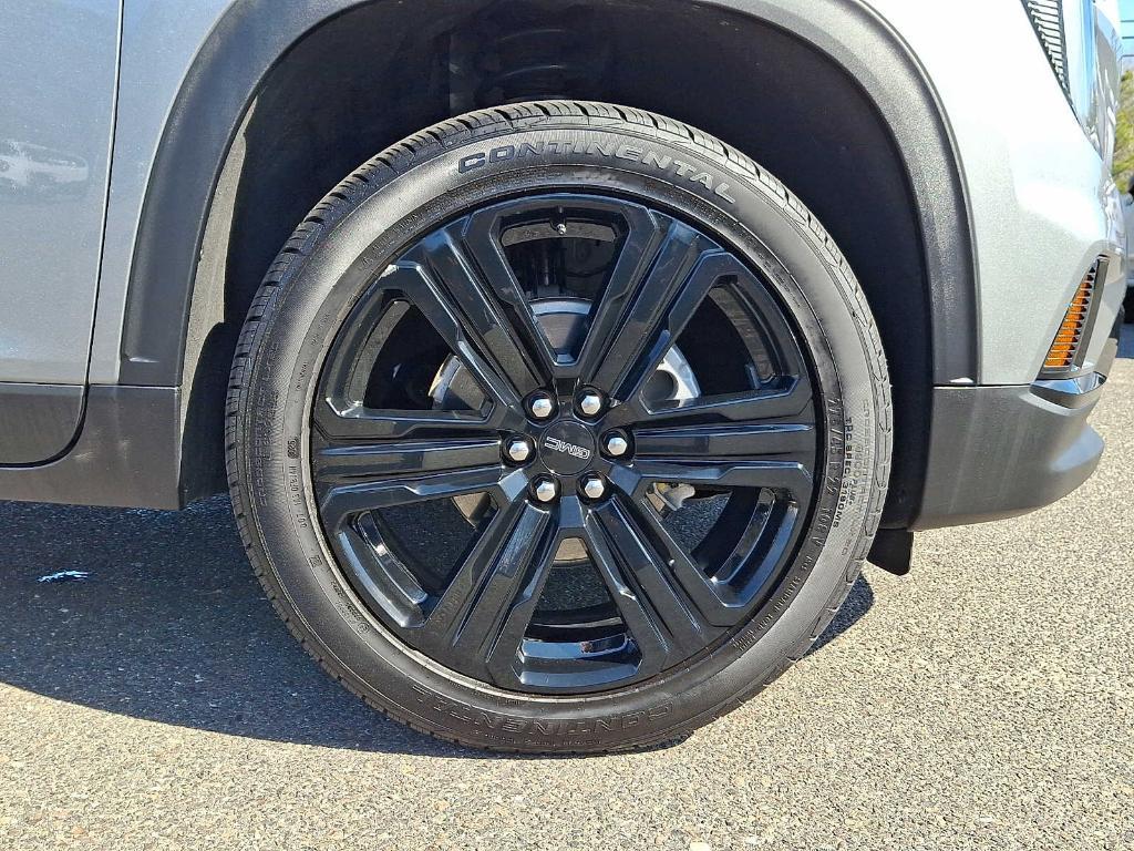 new 2026 GMC Acadia car, priced at $49,985