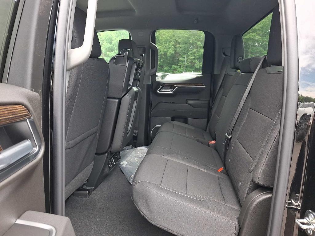 new 2026 GMC Sierra 1500 car, priced at $47,090
