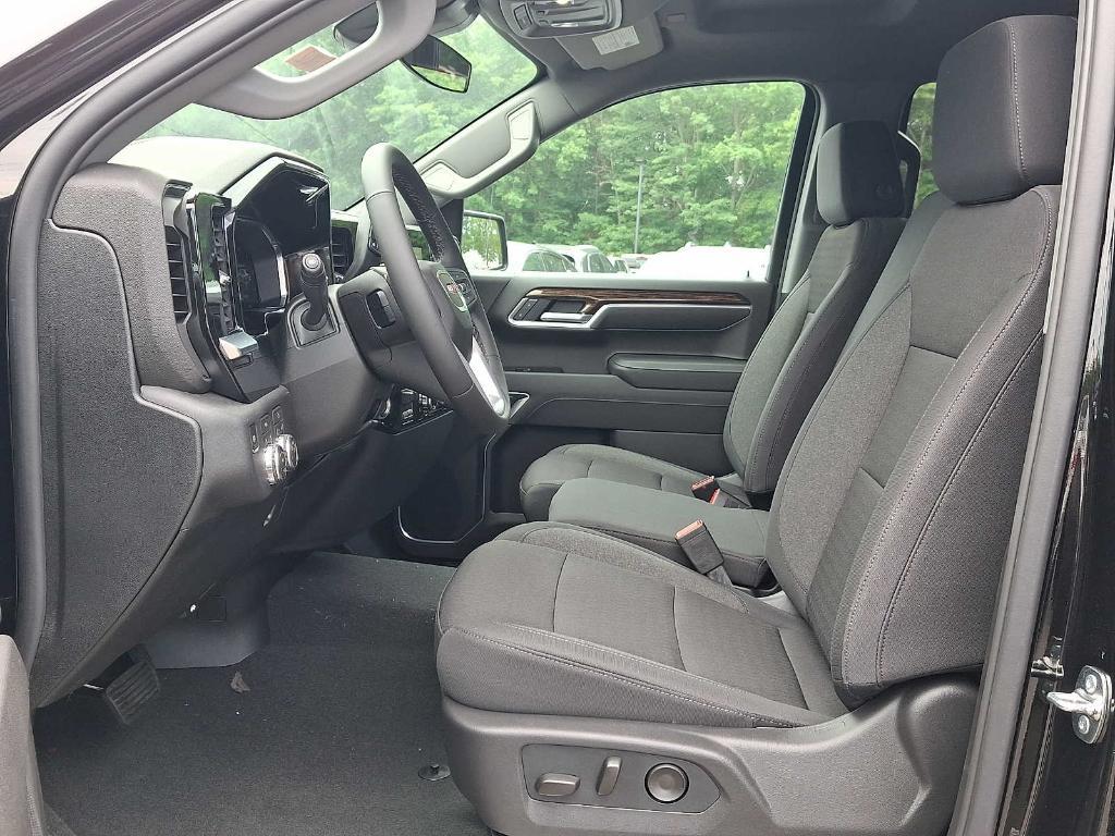 new 2026 GMC Sierra 1500 car, priced at $47,090
