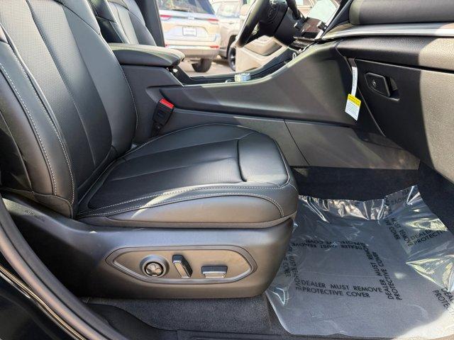 new 2026 Jeep Grand Cherokee car, priced at $49,464