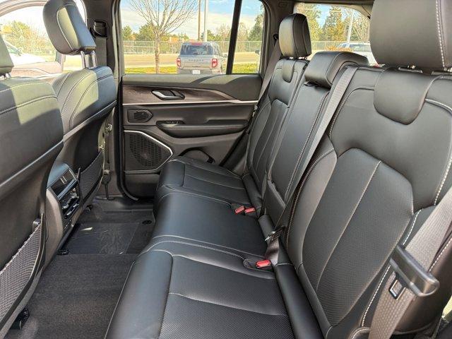 new 2026 Jeep Grand Cherokee car, priced at $49,464