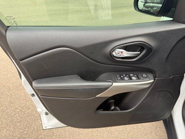 used 2021 Jeep Cherokee car, priced at $19,005