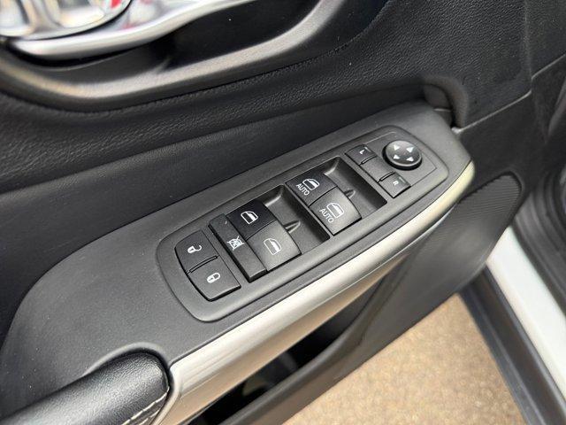 used 2021 Jeep Cherokee car, priced at $19,005