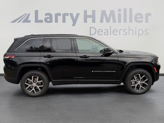 new 2025 Jeep Grand Cherokee car, priced at $43,441