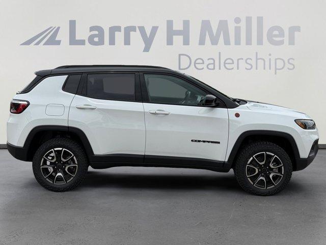 new 2026 Jeep Compass car, priced at $33,148