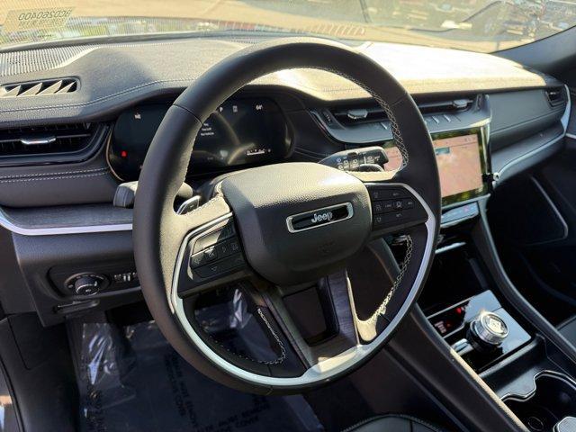 new 2026 Jeep Grand Cherokee car, priced at $43,738