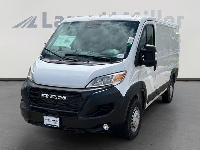 new 2025 Ram ProMaster 2500 car, priced at $45,702