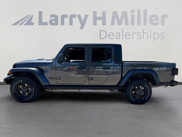 new 2025 Jeep Gladiator car, priced at $43,474