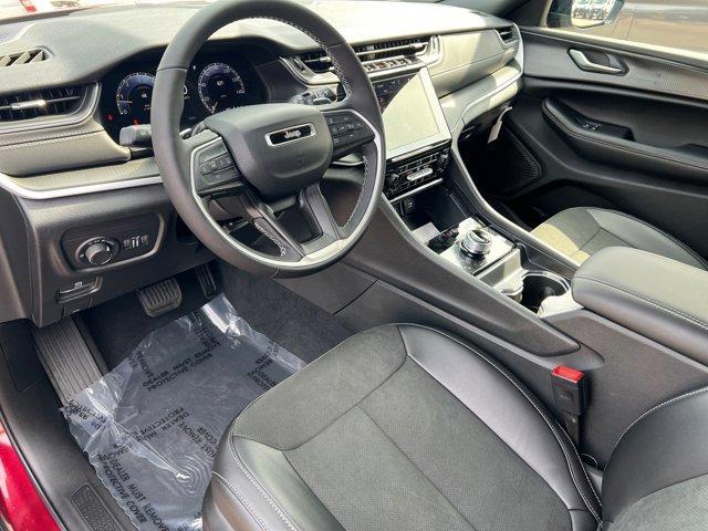 new 2025 Jeep Grand Cherokee L car, priced at $40,262