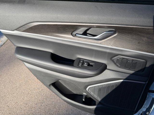 new 2025 Jeep Grand Cherokee car, priced at $42,901