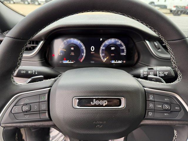 new 2025 Jeep Grand Cherokee car, priced at $46,841