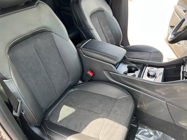 new 2025 Jeep Grand Cherokee car, priced at $39,446