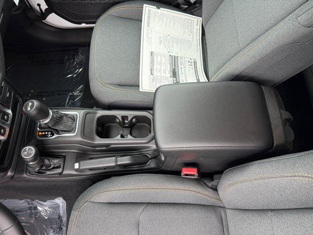 new 2026 Jeep Wrangler car, priced at $43,754