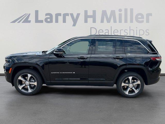 new 2025 Jeep Grand Cherokee car, priced at $48,772