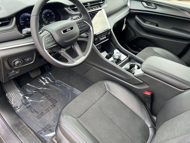 new 2025 Jeep Grand Cherokee L car, priced at $40,262