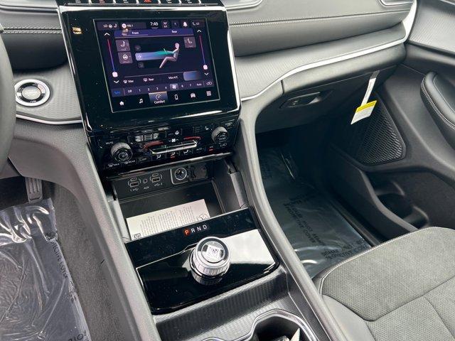 new 2025 Jeep Grand Cherokee L car, priced at $40,262