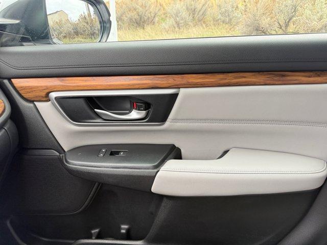 used 2017 Honda CR-V car, priced at $21,805