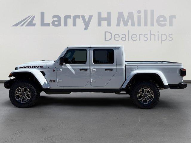 new 2026 Jeep Gladiator car, priced at $54,687