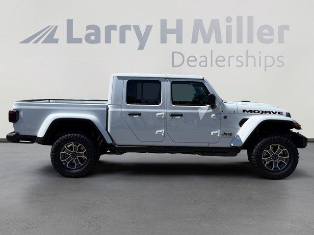 new 2026 Jeep Gladiator car, priced at $54,687