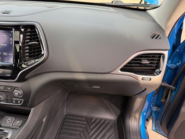 used 2022 Jeep Cherokee car, priced at $11,995