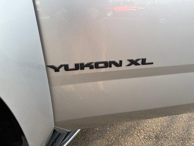 used 2017 GMC Yukon XL car, priced at $23,234