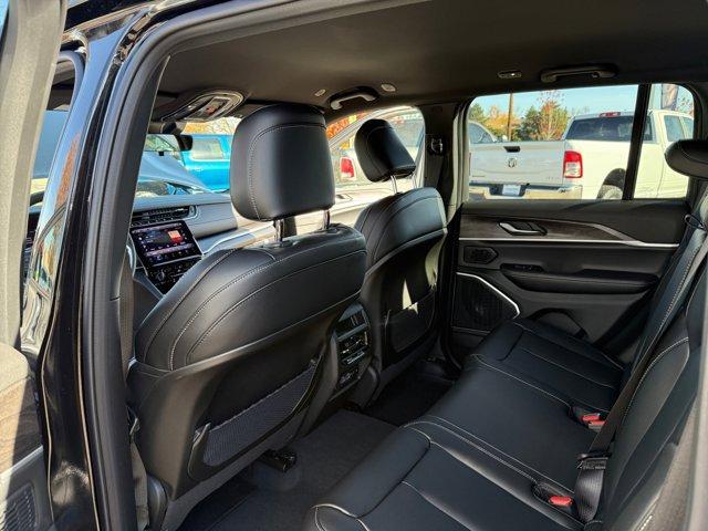 new 2025 Jeep Grand Cherokee car, priced at $41,441