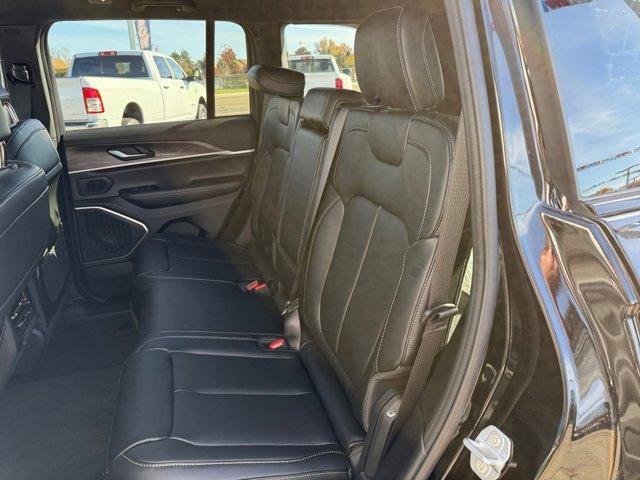 new 2025 Jeep Grand Cherokee car, priced at $41,441