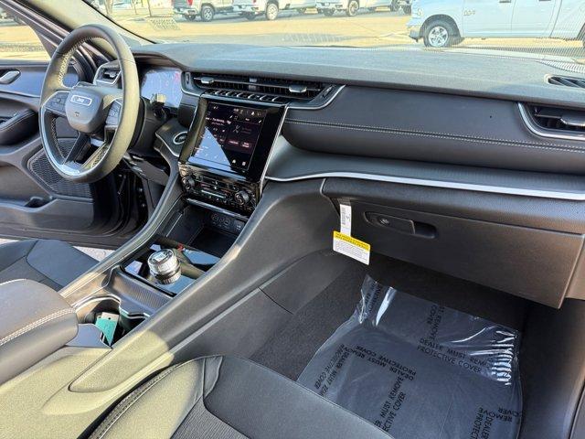 new 2026 Jeep Grand Cherokee car, priced at $38,604