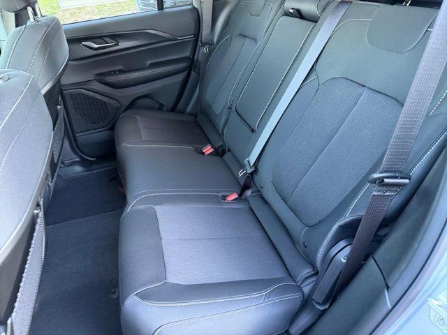 new 2025 Jeep Grand Cherokee car, priced at $35,656