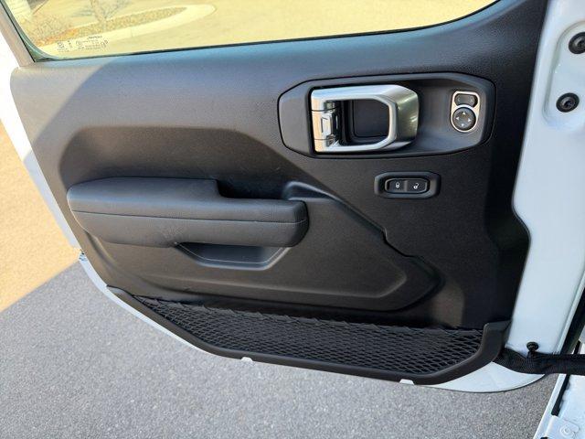 new 2026 Jeep Wrangler car, priced at $45,942