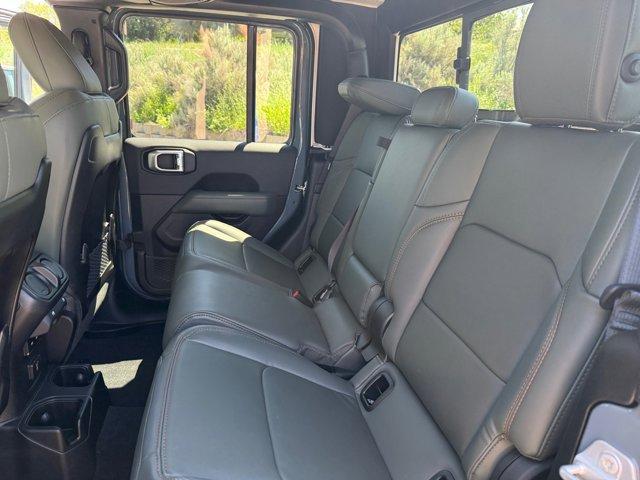 new 2026 Jeep Gladiator car, priced at $55,229