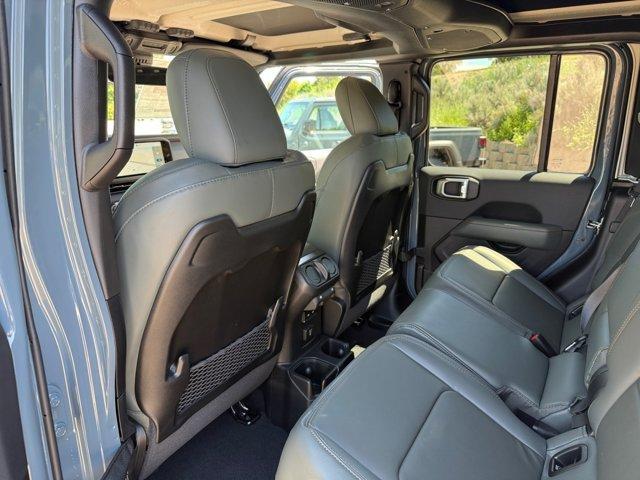 new 2026 Jeep Gladiator car, priced at $55,229