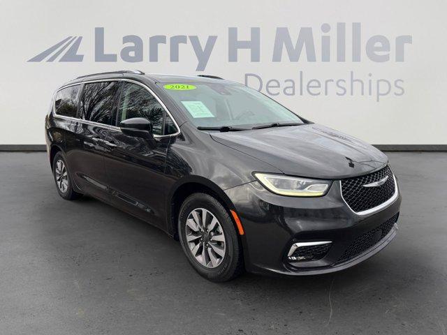 used 2021 Chrysler Pacifica car, priced at $19,310