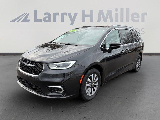 used 2021 Chrysler Pacifica car, priced at $19,310