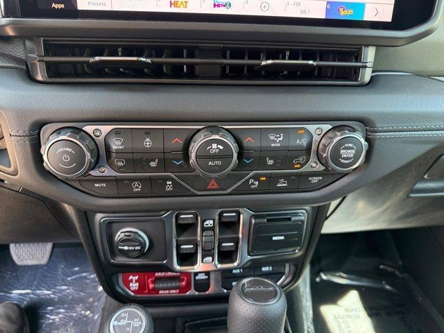 new 2026 Jeep Gladiator car, priced at $55,229