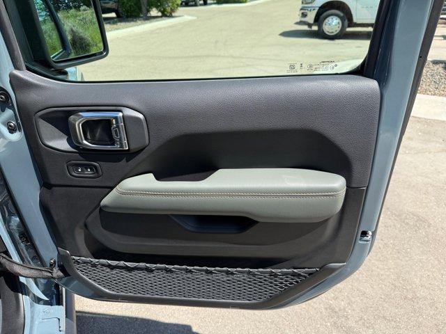 new 2026 Jeep Gladiator car, priced at $55,229