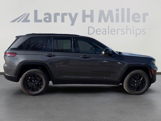 used 2025 Jeep Grand Cherokee car, priced at $31,539